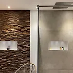 Delightful Castle In With Bubble Bath * Bastogne