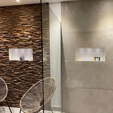 Holiday home Delightful Castle In With Bubble Bath