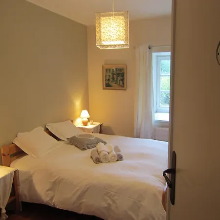 Holiday home Delightful Castle In With Bubble Bath *