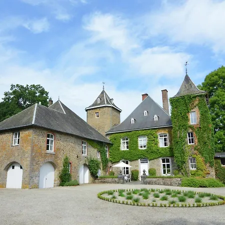 Holiday home Delightful Castle In With Bubble Bath *