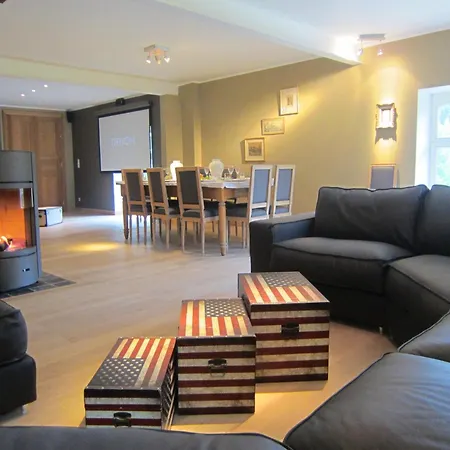 Delightful Castle In With Bubble Bath Σπίτι διακοπών Μπαστόν