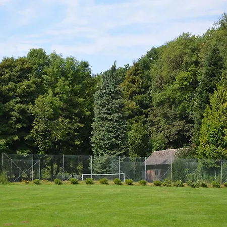 Σπίτι διακοπών Delightful Castle In With Bubble Bath Μπαστόν
