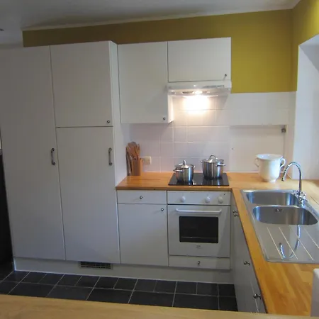 Σπίτι διακοπών Delightful Castle In With Bubble Bath Μπαστόν