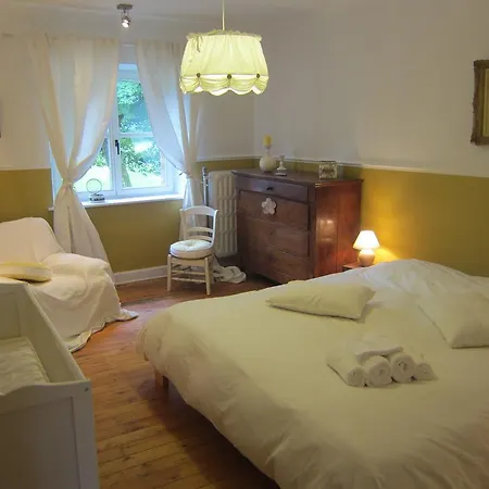 Holiday home Delightful Castle In With Bubble Bath